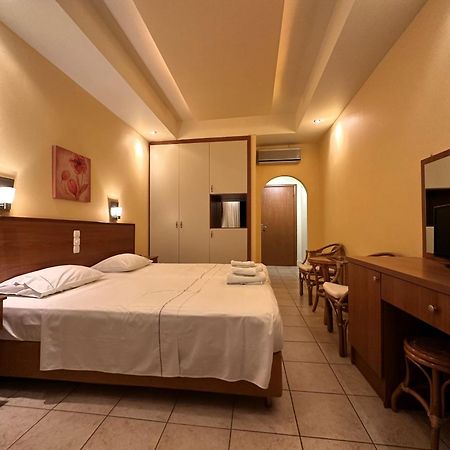 Souris Hotel Rovies Dış mekan fotoğraf