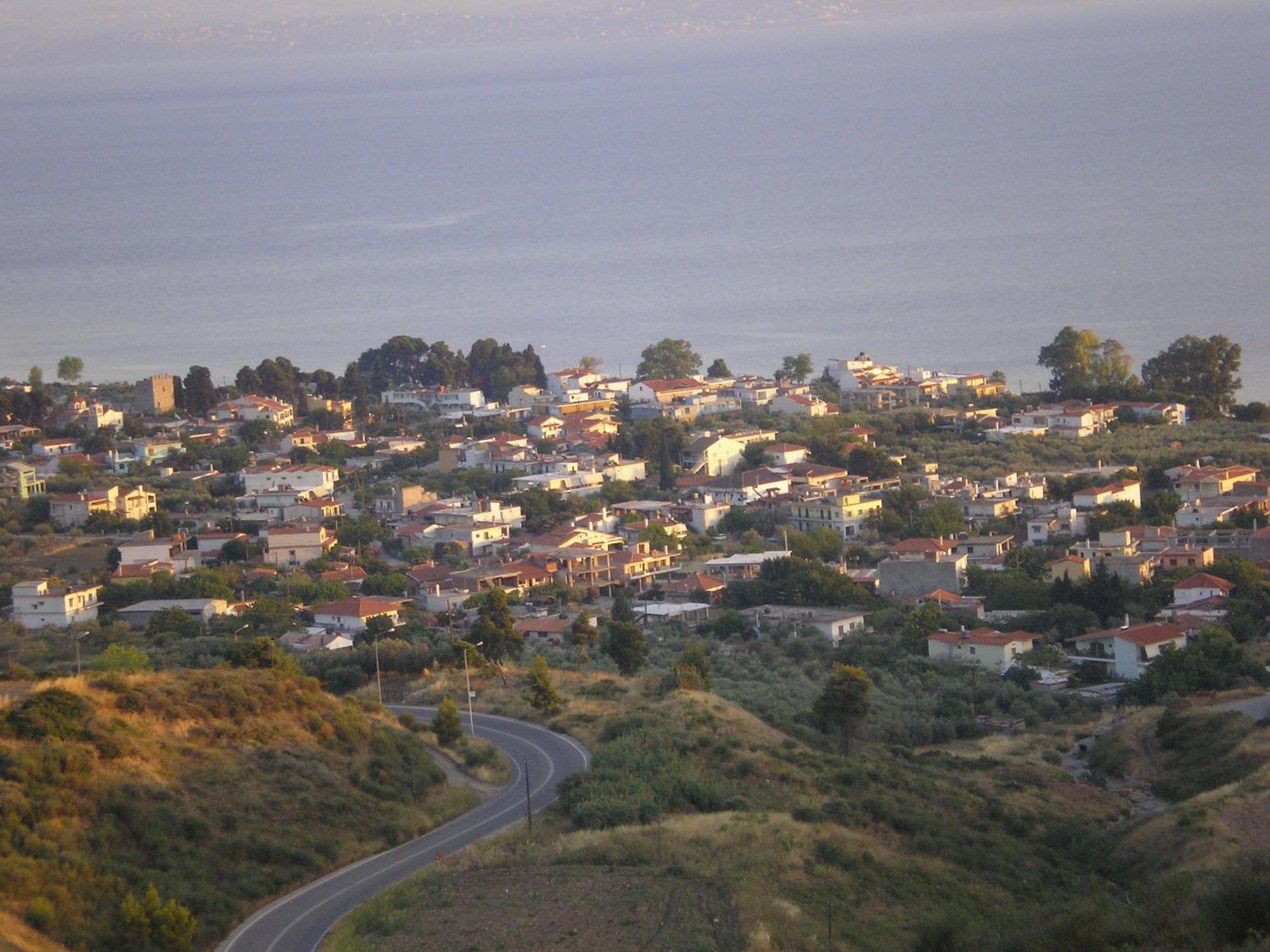 Souris Hotel Rovies Dış mekan fotoğraf