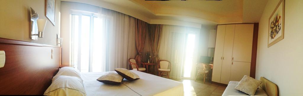 Souris Hotel Rovies Dış mekan fotoğraf