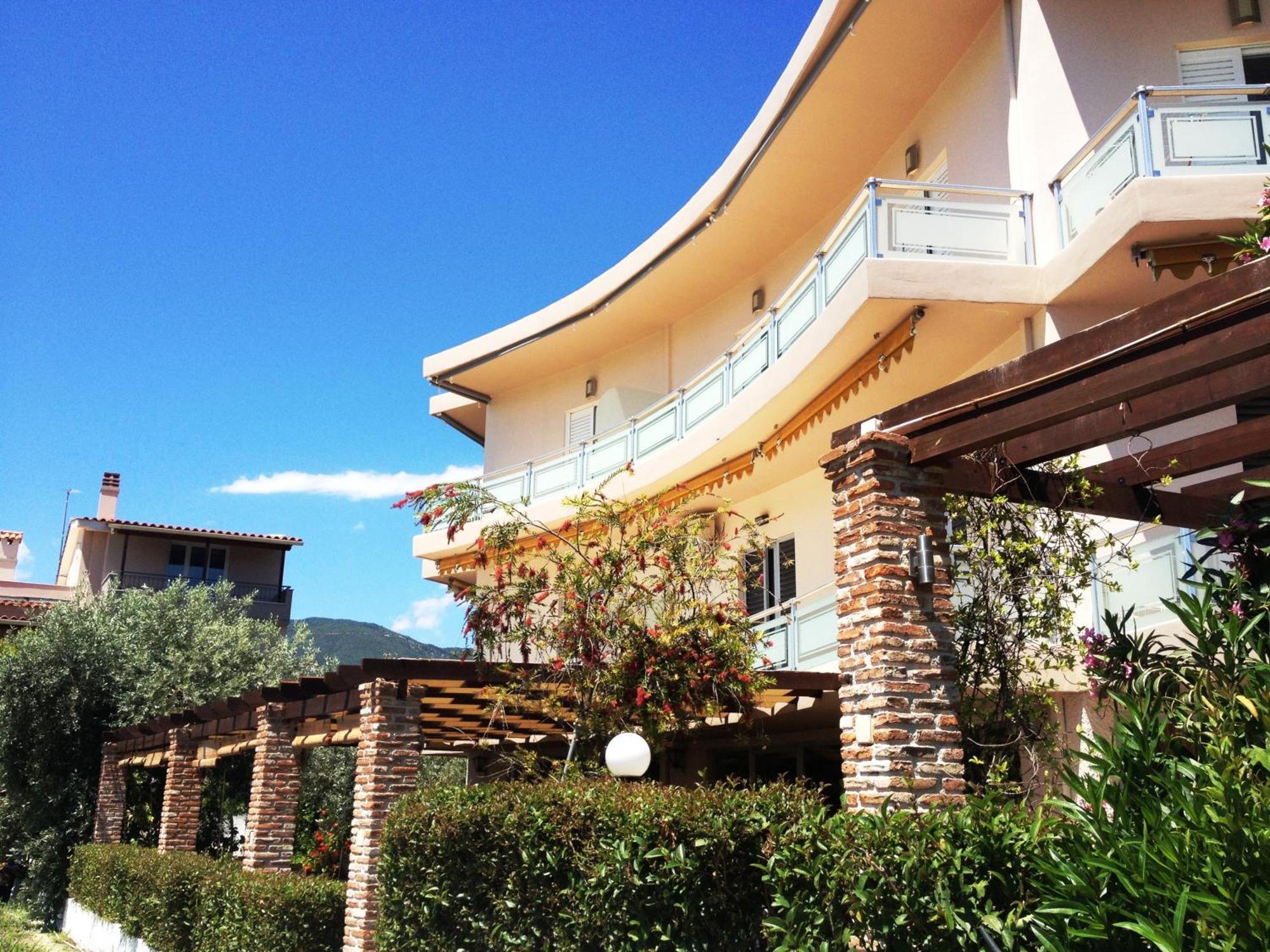 Souris Hotel Rovies Dış mekan fotoğraf